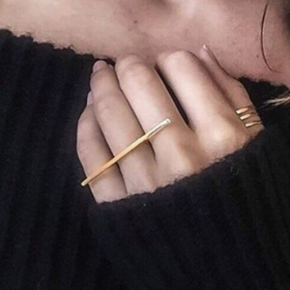 Minimalist Delicate Fashion Gold Bar Ring Size 6.5